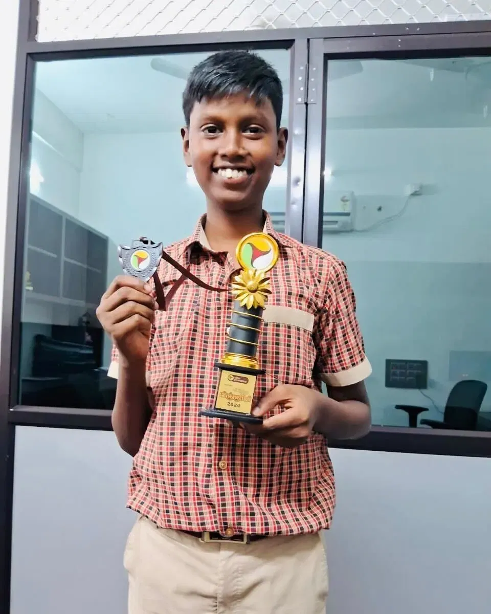 Achiever club student