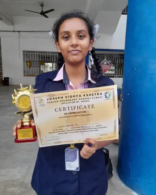 Lincy Dafina achiever club